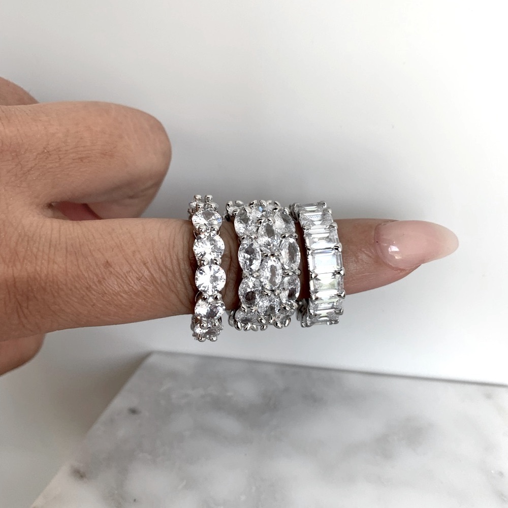 Stacking Sterling Silver Round Solitaire Eternity Wedding Band Ring Size 7